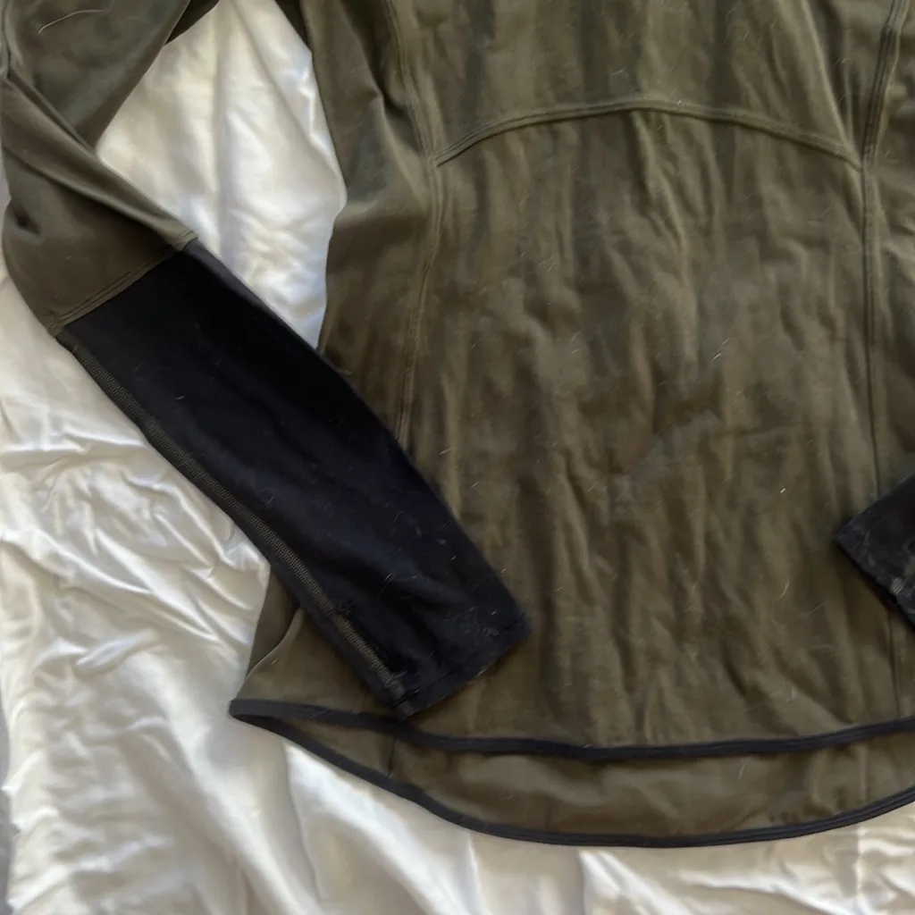 LULULEMON HOODIE Size 8 - Image 3