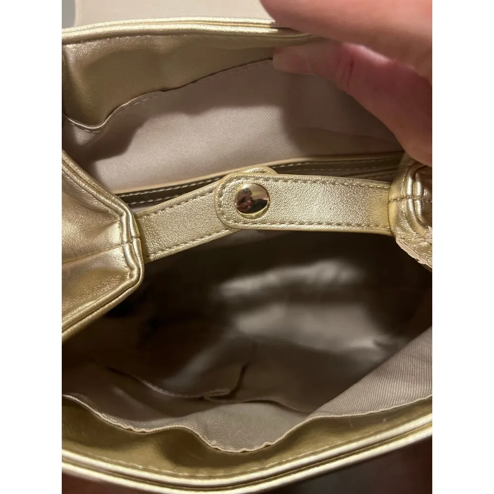 Guess Los Angeles Backpack Purse Gold  Adjustable Straps Chain Handle Snap Close - Image 3