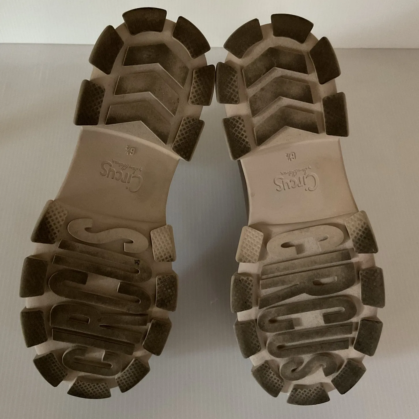 Circus NY Beige Platform Chelsea Boots Women’s Sz 6.5 Chunky Sole Ankle Booties - Image 8