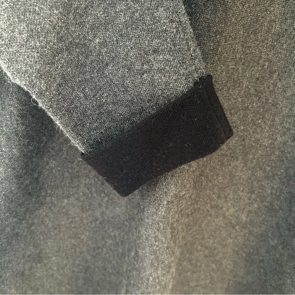 Tahari Mock Neck Sweater Women’s M Quarter Zip Side 3/4 Sleeve Contrast Cuffs - Image 6