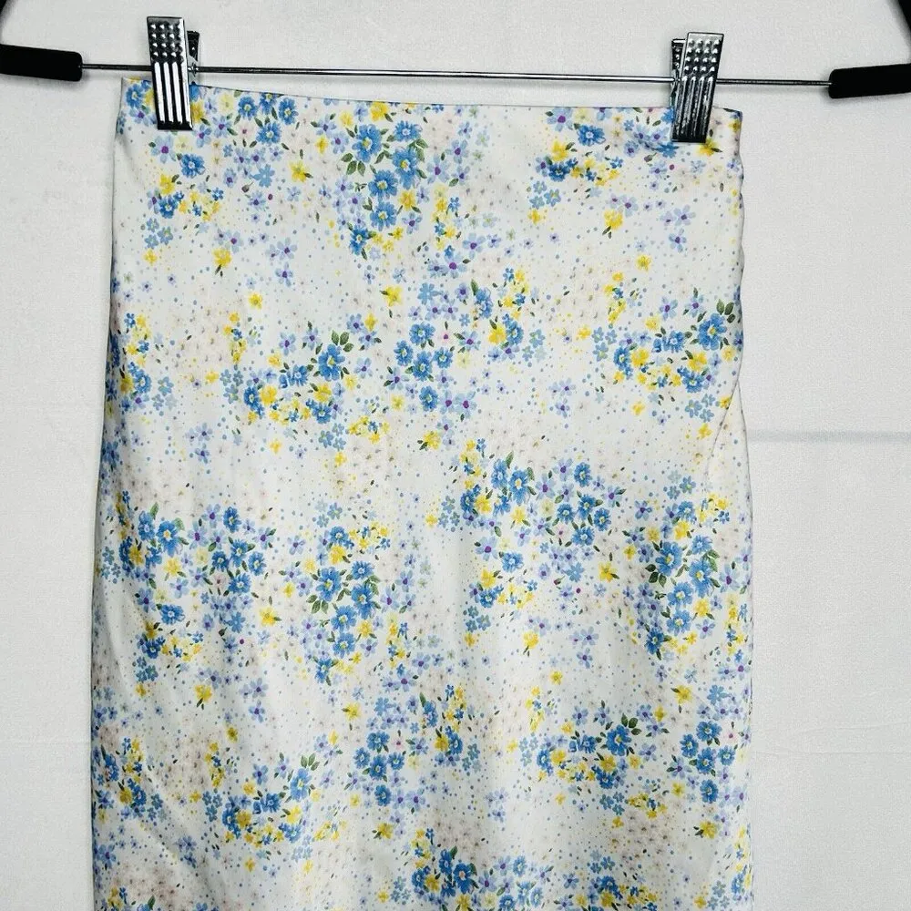 Forever 21 Skirt Size XS A-Line Long Floral Print Satin Side Zip - Image 2