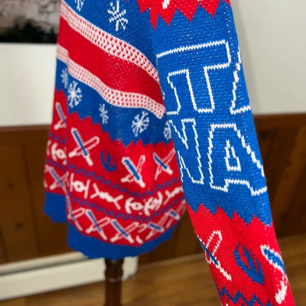 Funky Star Wars Winter Themed Sweater! - Image 4