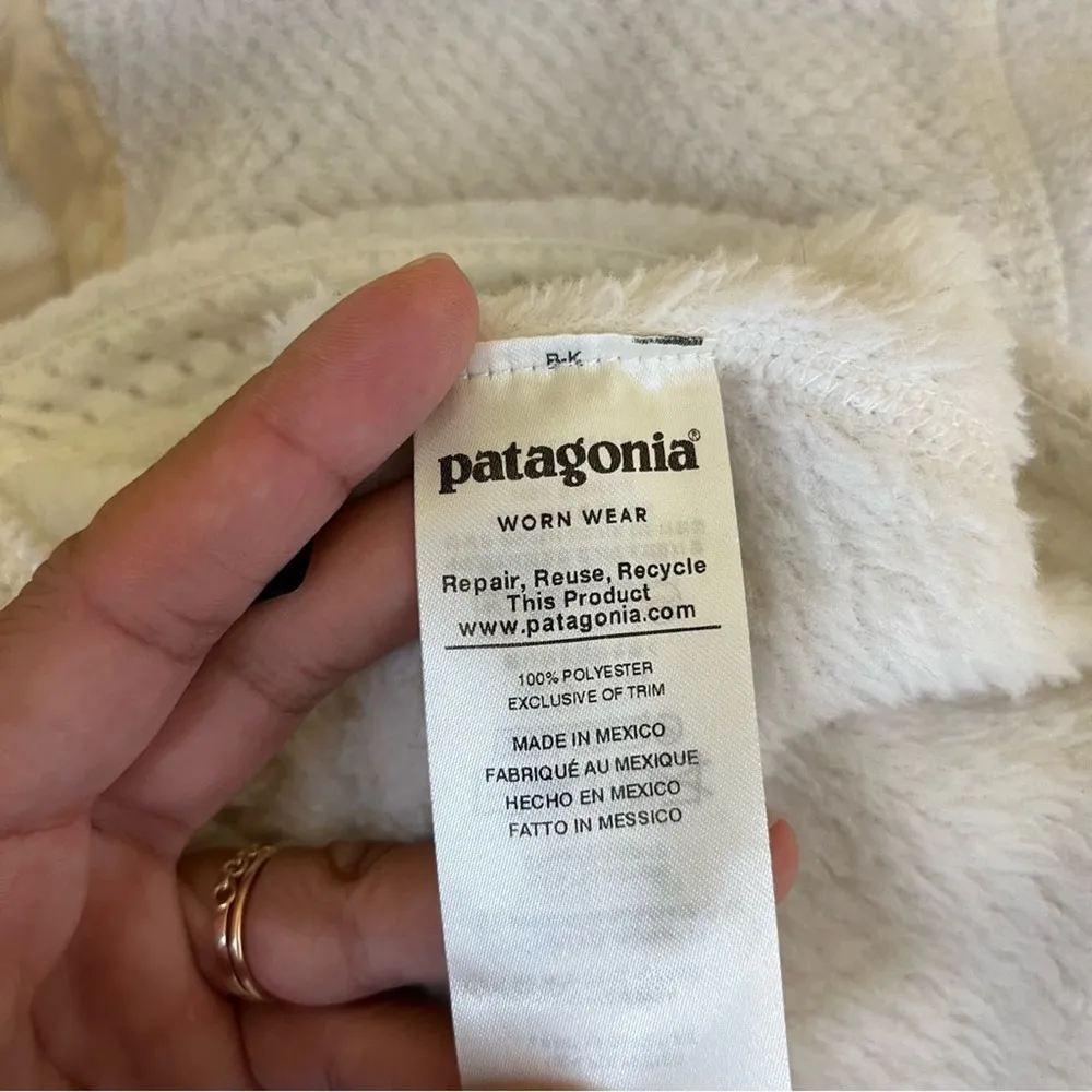 Patagonia Re-Tool Snap-T® Fleece Pullover in White - Image 9