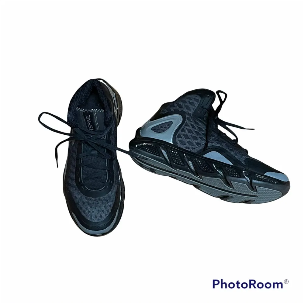 Under Armour  Spine Bionic basketball sneakers - Image 3