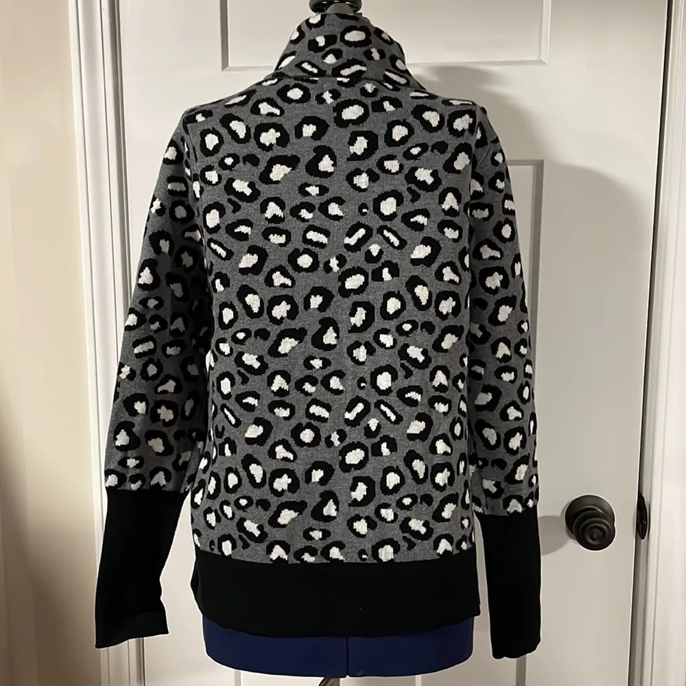 Rachel Zoe Print Full Zip Sweater size M - Image 2
