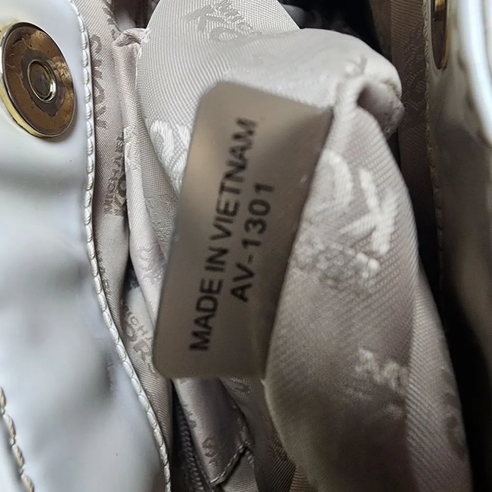 Michael Kors Cream MK Patent Leather Tote Bag - Image 7