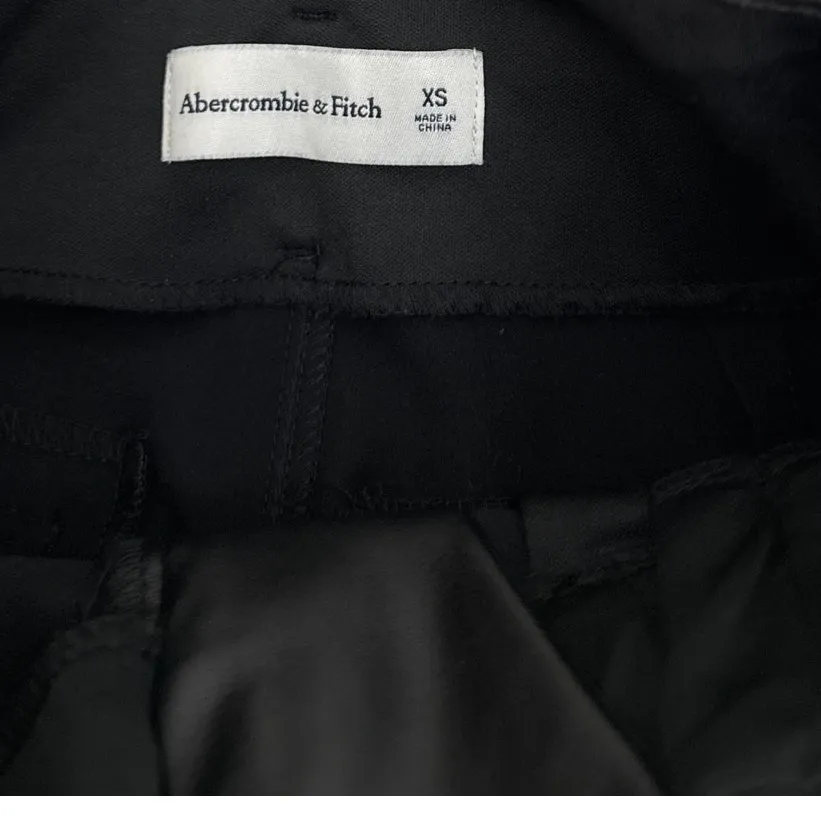 Abercrombie & Fitch High Waist Straight Grunge Faux Leather Pants Women's XS - Image 4