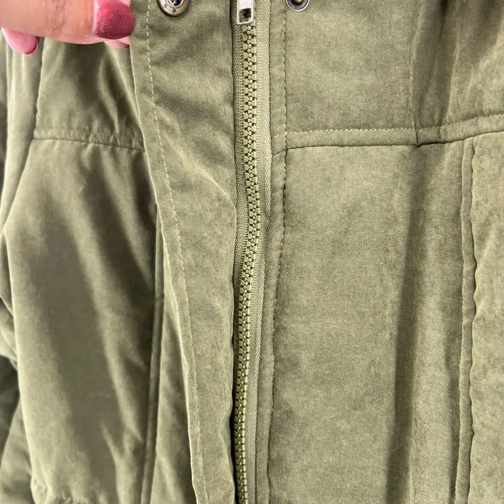 Meaveor army green olive faux fur lined hood M coat adjustable waist soft shell Size M - Image 10