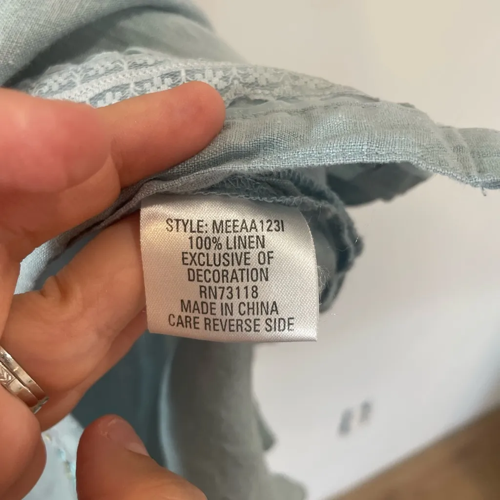 Vintage Blue Embroidered lace floral Women's Top - Image 4