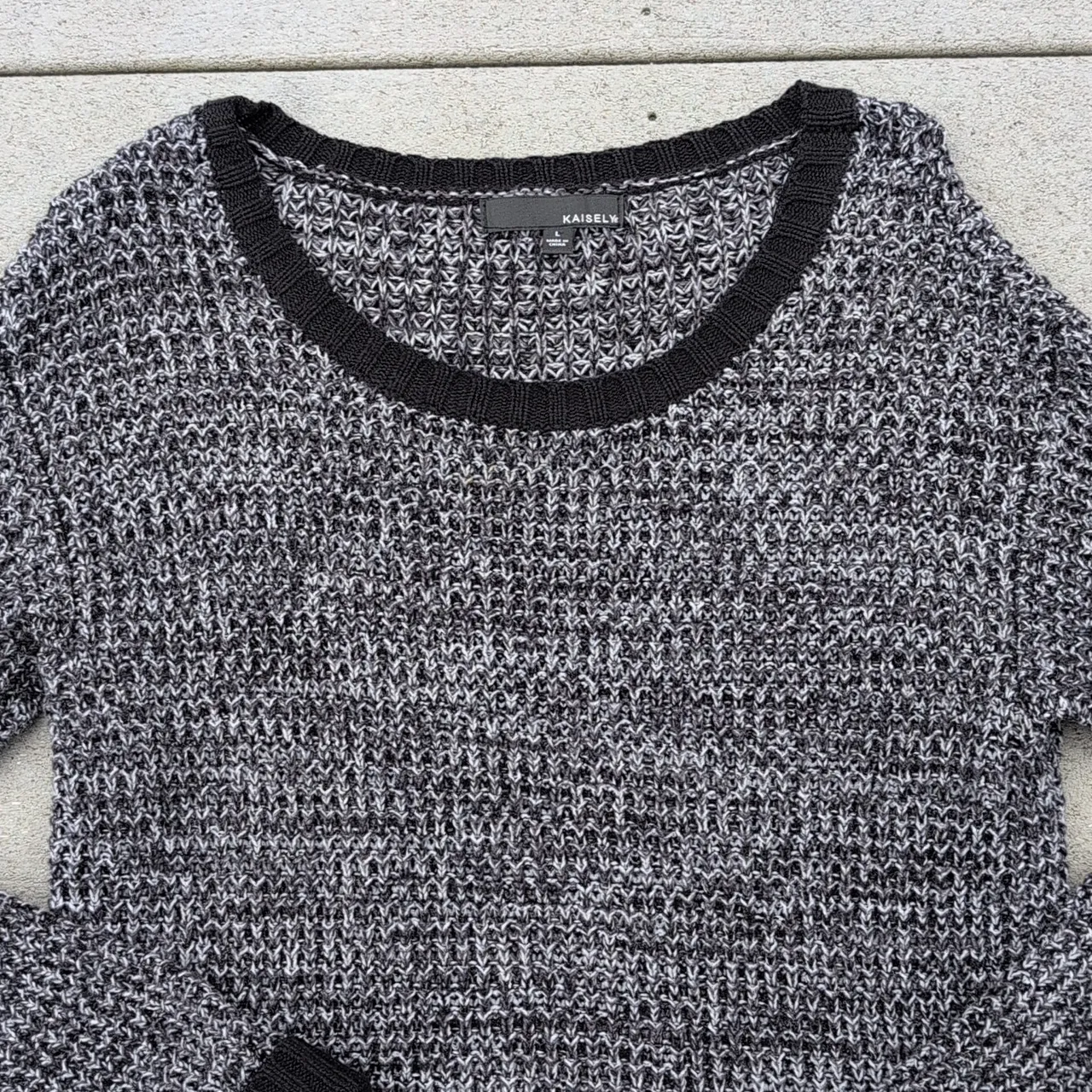 Kaisely Black and Gray Knit Tunic Sweater - Image 8