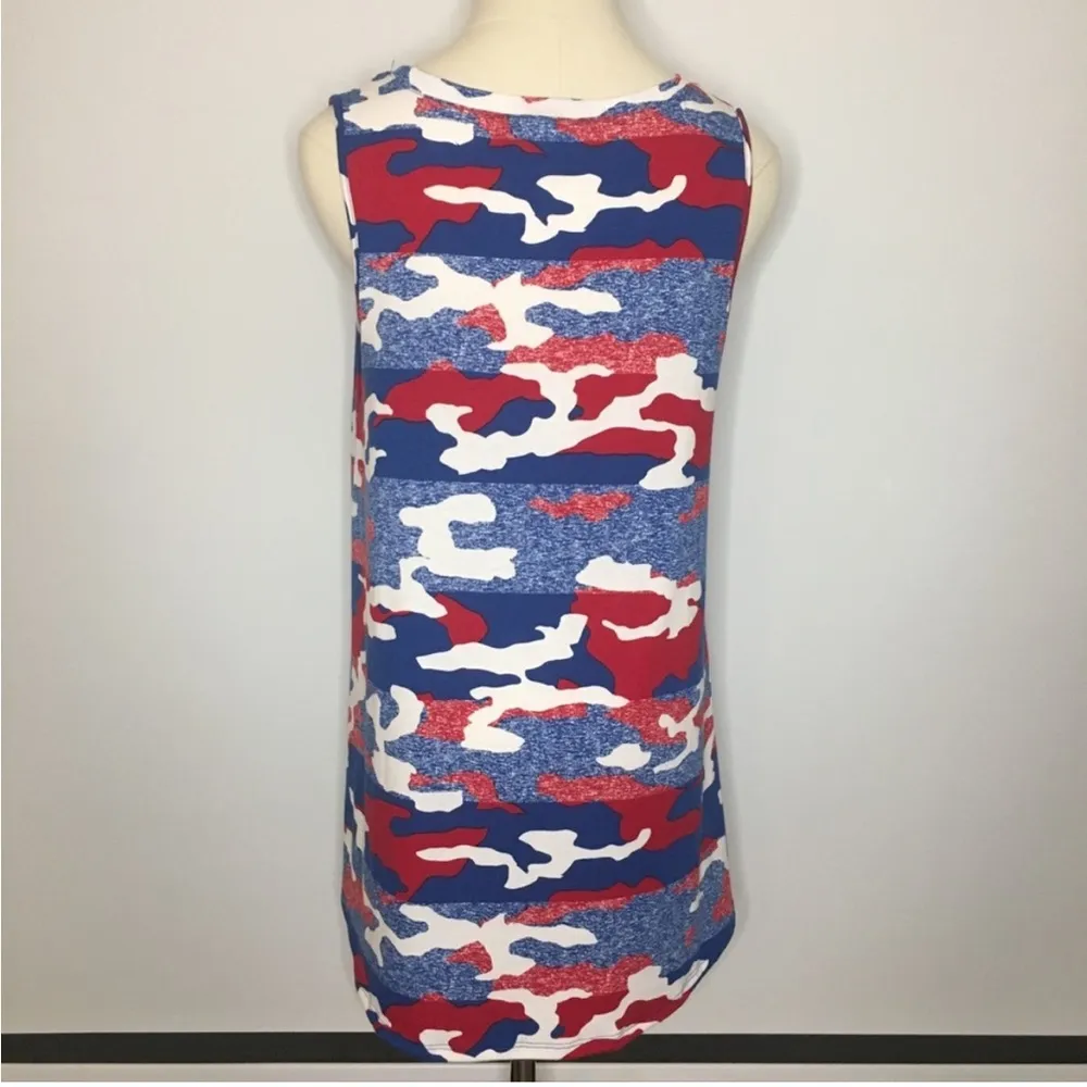 LULAROE Kristina V Neck Tank Top XS Red White Blue Camo America Patriotic USA - Image 4