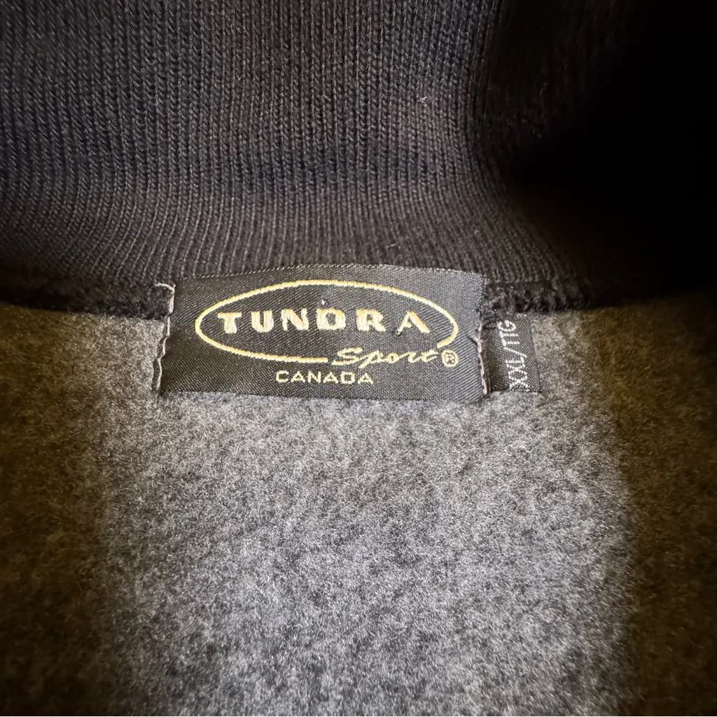 Vintage Tundra Sport Canada Fleece Jacket XXL Embroidered Bear Tracks Maple Leaf Gray - Image 4