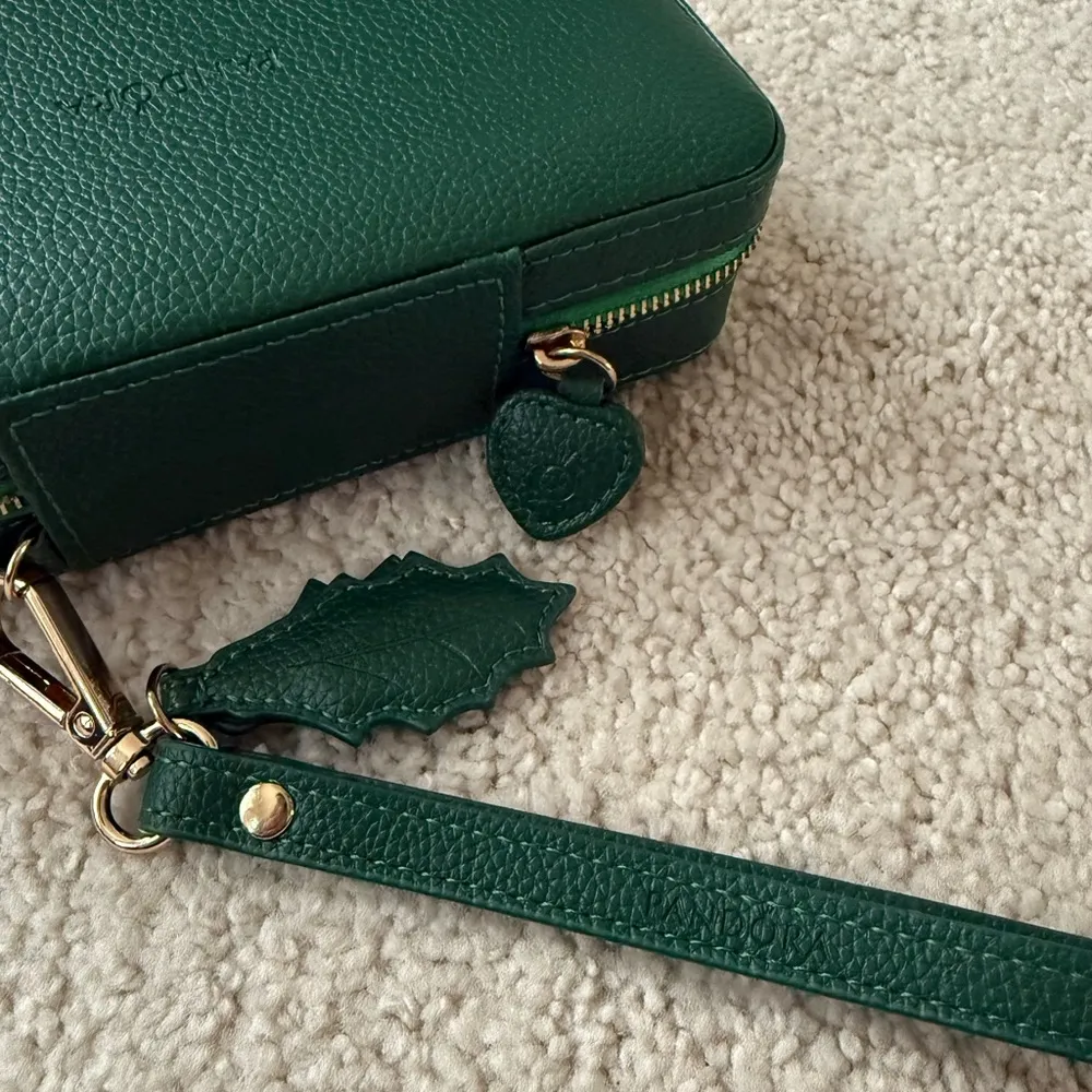 Pandora Leather Jewelry Organizer Travel Box - Limited Edition Green - Image 3