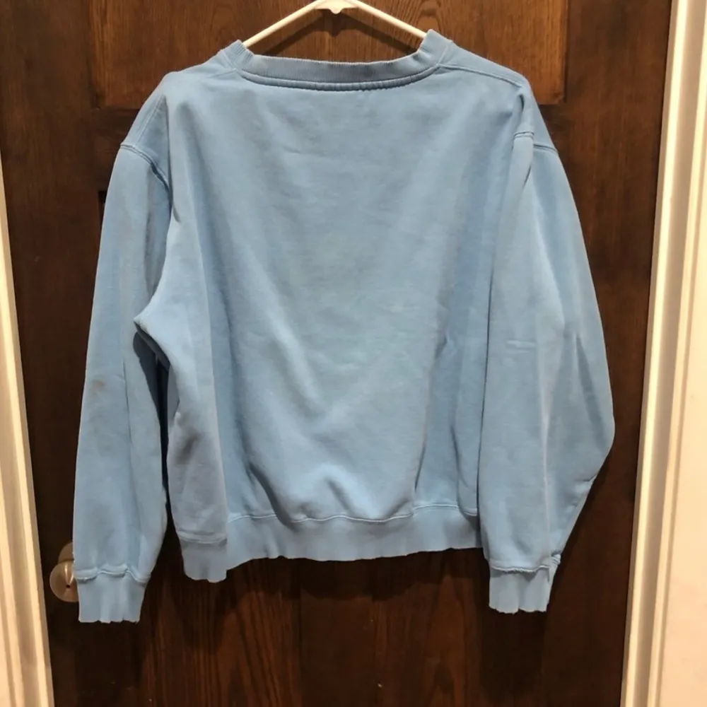 Vintage Carolina Blue North Carolina Tar Heels crewneck - size medium/large - Image 2