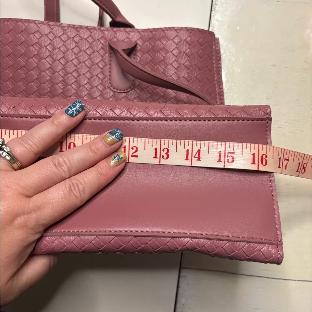 ULTA Beauty Large Woven Dusty Mauve Tote Bag with Fold Over Hook Closure New Pink - Image 6