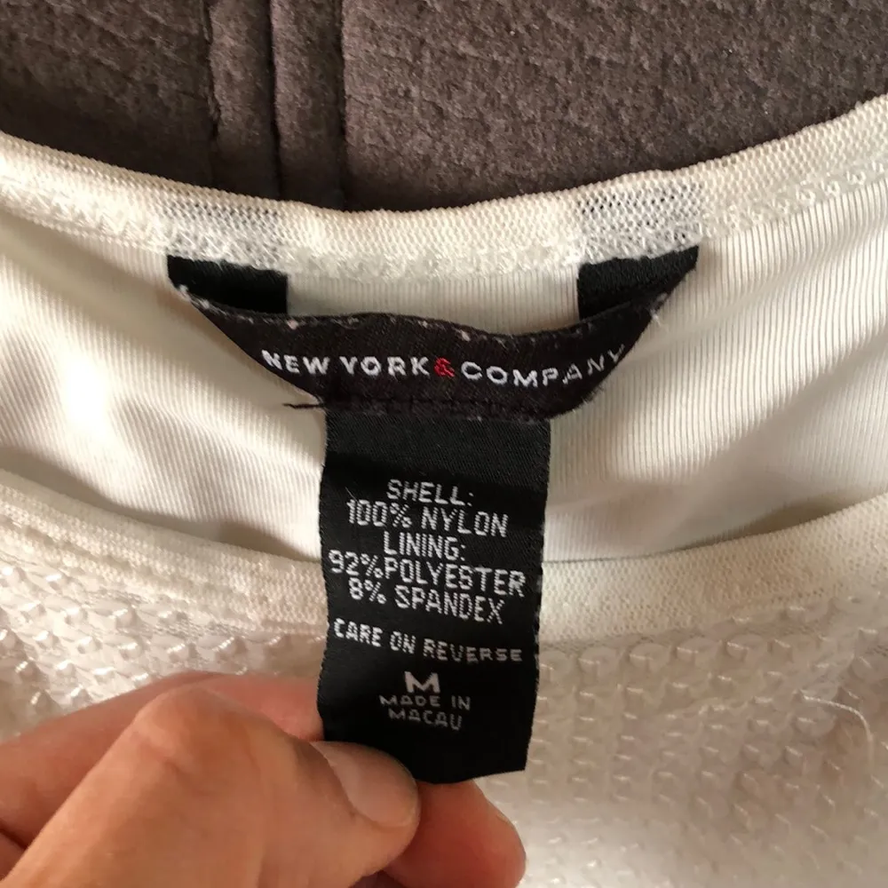 NEW YORK & COMPANY Cream Sequin Tank Top Size M - Image 2