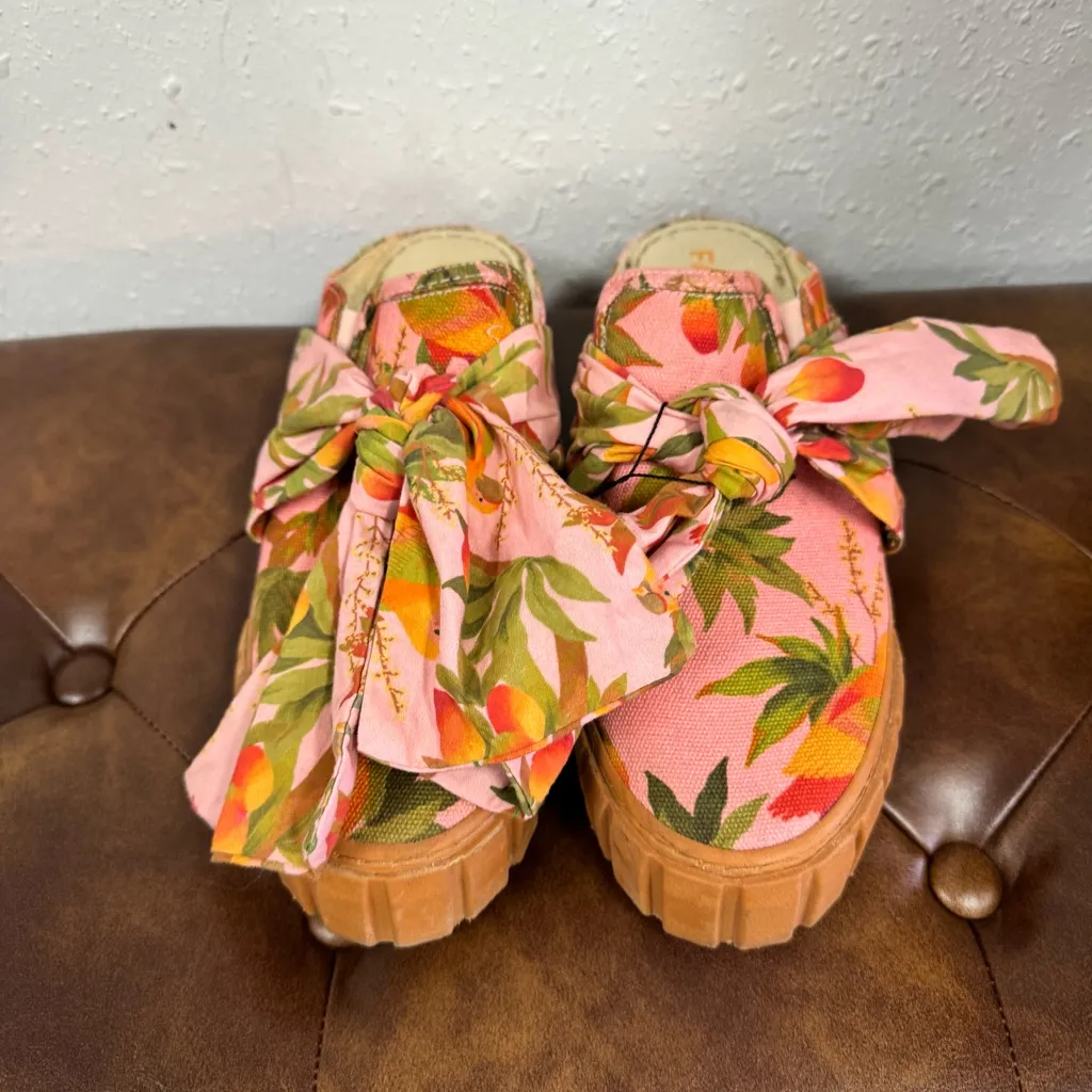 FARM RIO Mango Trees Mule Sneaker In Mango Trees Pink - Image 4