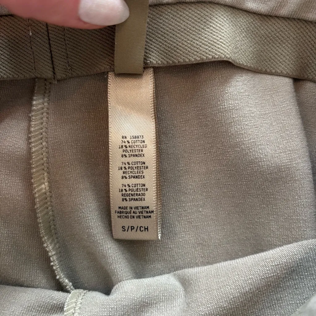 SKIMS Outdoor Collection Smoothing High Rise Leggings Green Women's Size Small - Image 8