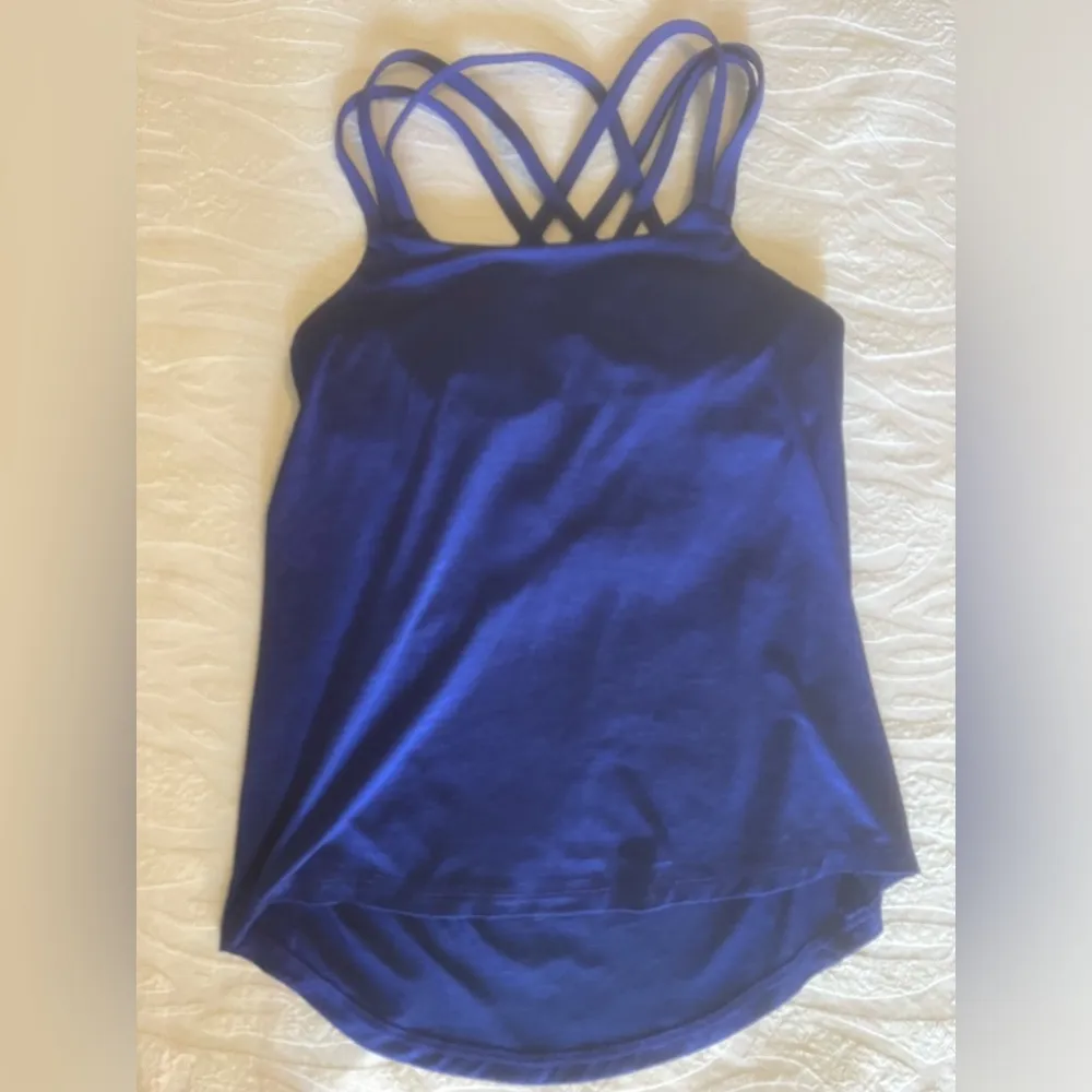 prAna Women's Blue Strappy Yoga Tank Top Size XL Built-in Bra - Image 6