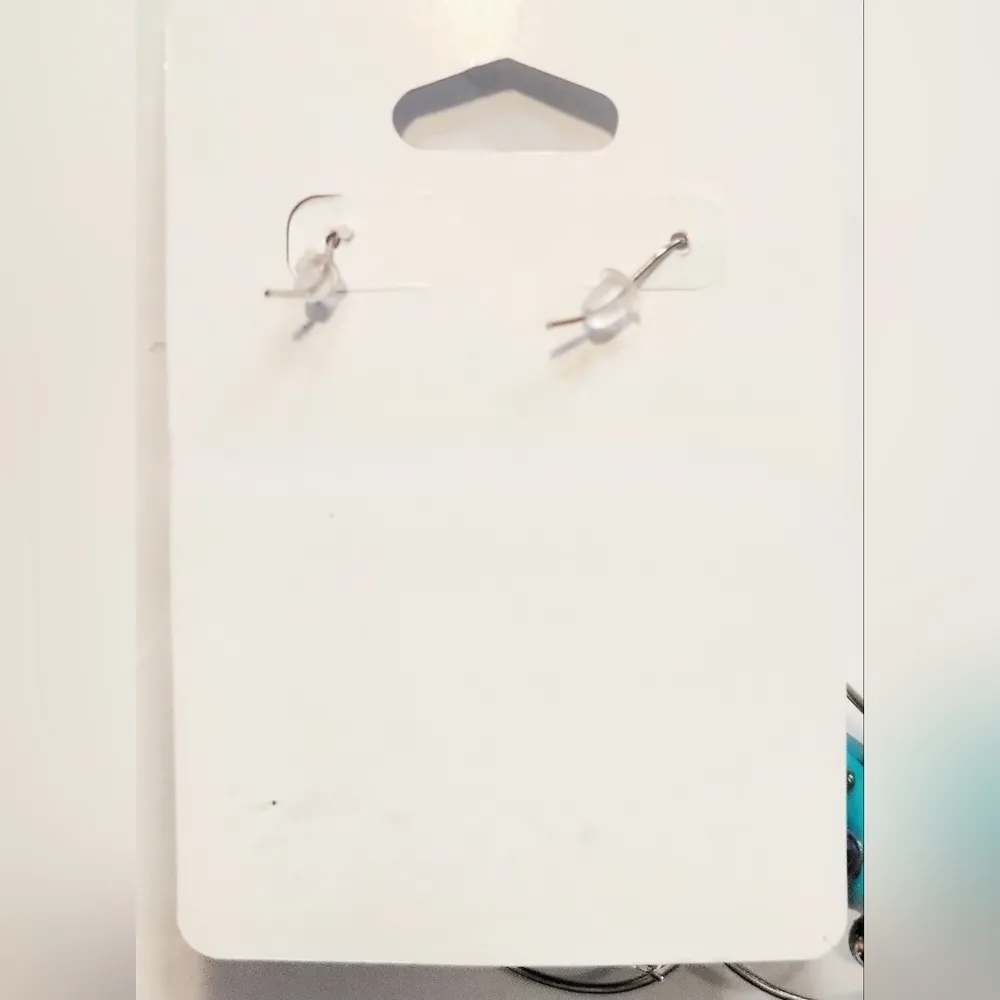 Twisted Teal, Gold, and Silver Drop Dangle Beaded Earrings Blue - Image 6