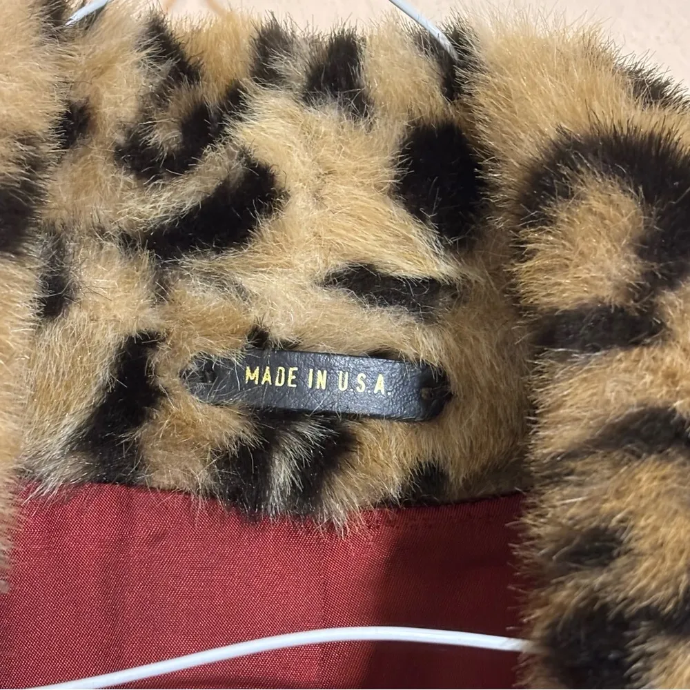 Vintage Made in the U.S.A. Animal Print Faux Fur Jacket! Black Size undefined - Image 5