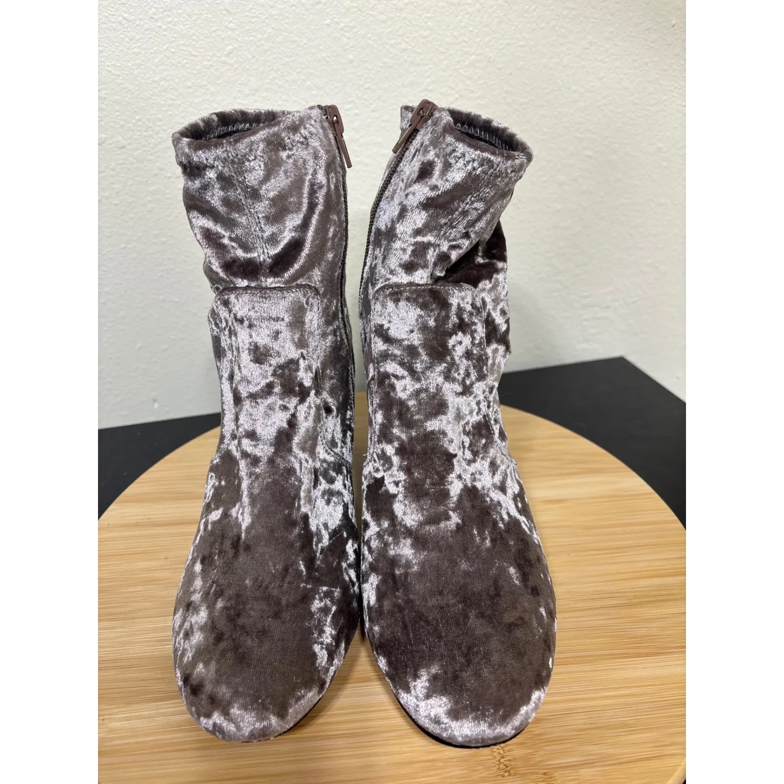 Very Volatile 8 Eclipse Crushed‎ Velvet Shiny Boots High Heels Ankle Block Heel - Image 3