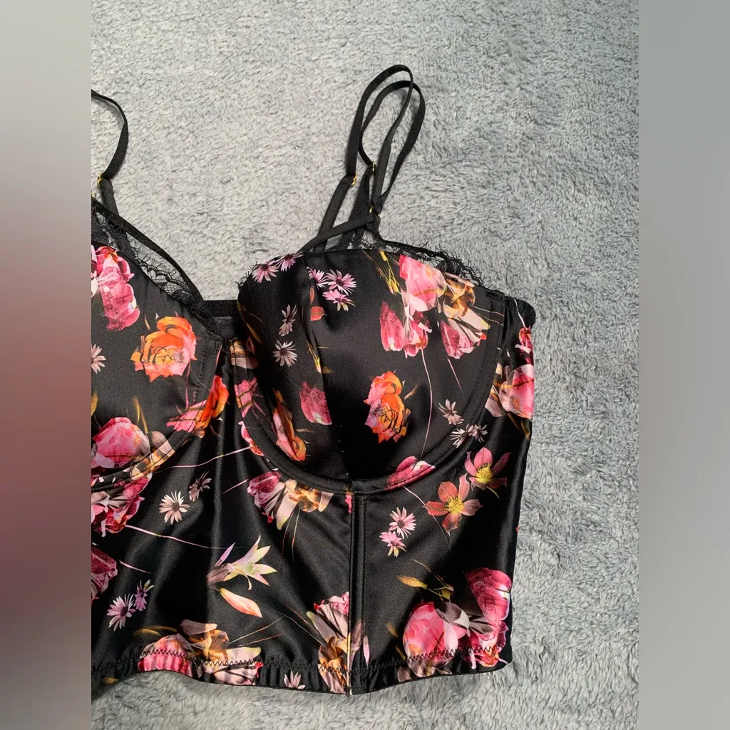 NWT Victoria’s Secret corset bra very sexy floral 36D - Image 3