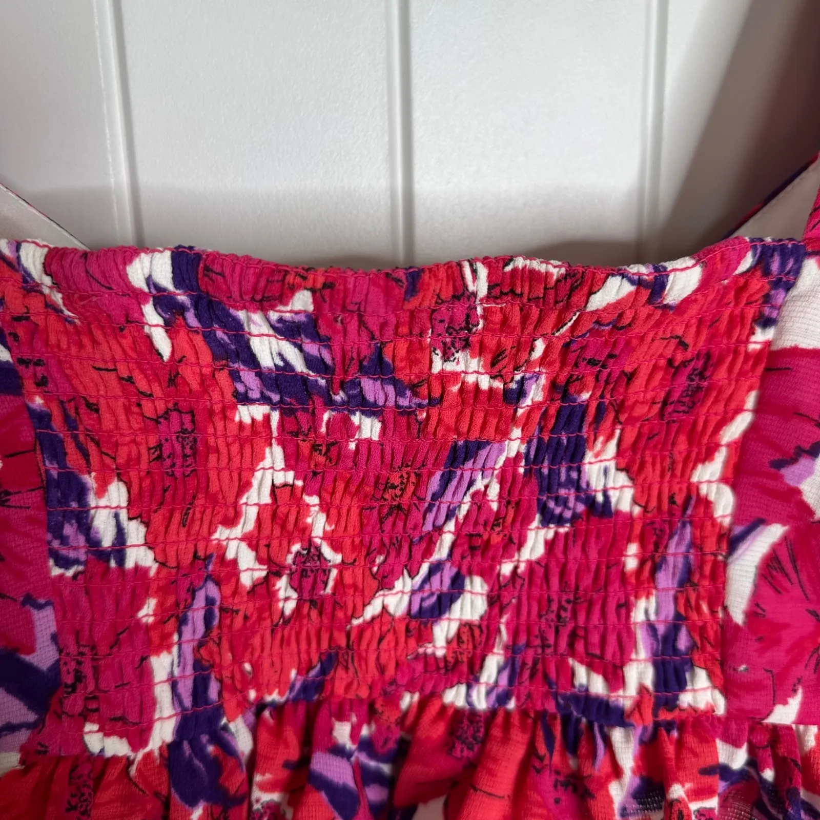 Lovers Friends Revolve‎ Brady pink smocked floral crop top size small feminine - Image 8