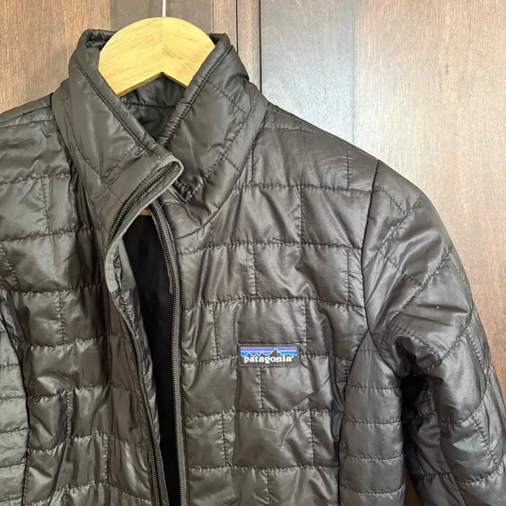 Patagonia Women's Black Nano Puff Jacket - Image 3