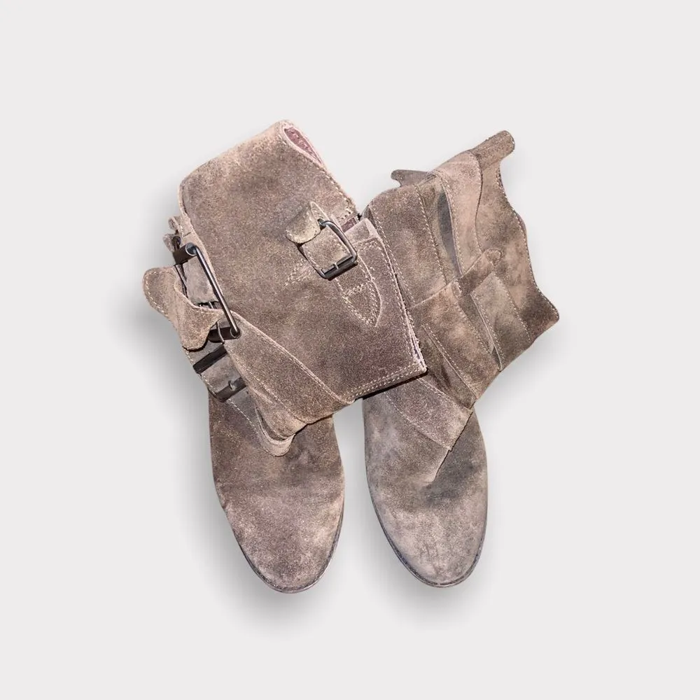 ZiGi Brown Boots Suede  Shoe Size 6.5 M - Image 5