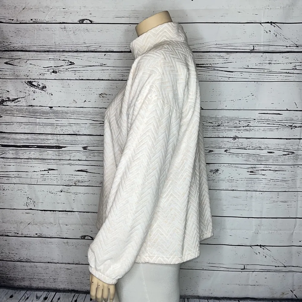 Maurices Size 1 Pink & White Fleece Chevron Stripe Mock Neckline Sweatshirt Top - Image 3