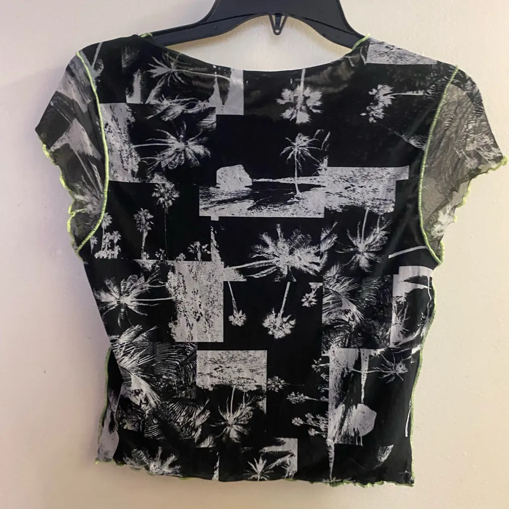 Derek Heart Womens Shirt S Small Black & Lime Green Palm Trees Print Bust 34” - Image 4