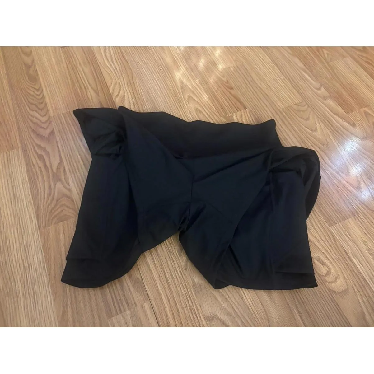 Senita Athletics Shorts Size Large - Image 8