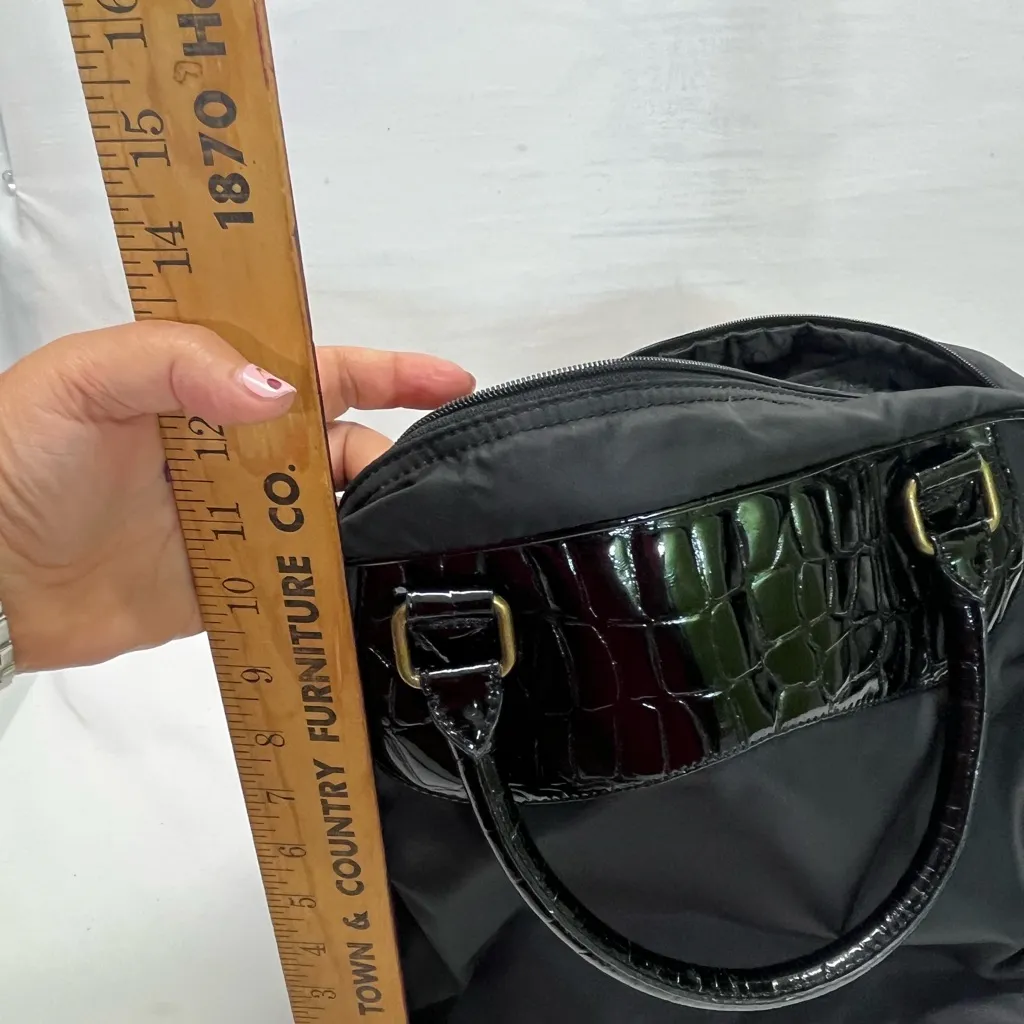 SIMPLY‎ VERA VERA WANG BLACK CROCK PATENT TRIM TOTE BAG BOWLING BAG STYLE PREOWN - Image 15