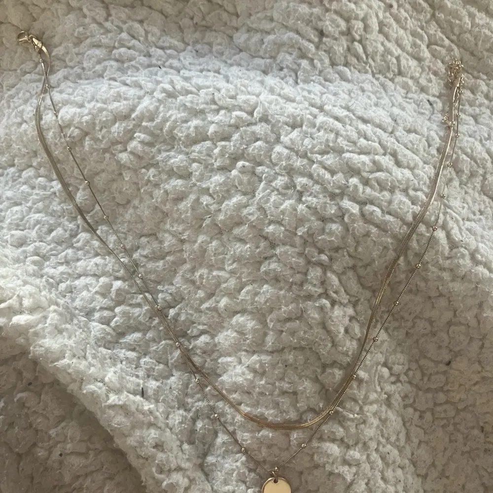 H&M necklace - Image 2