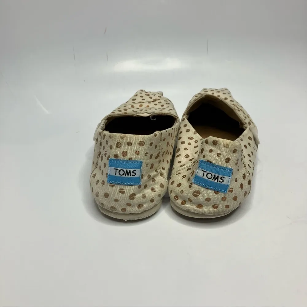 Toms cream with‎ gold dots flats slip on shoes size 8 - Image 5
