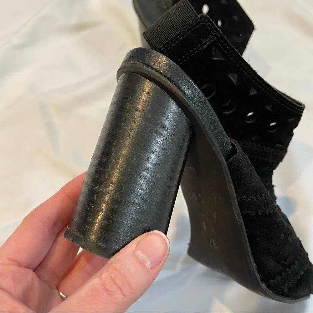 Topshop Black Leather Peep Toe Laser Cut Chunky Heel Ankle Boots Womens 37 Fall - Image 2