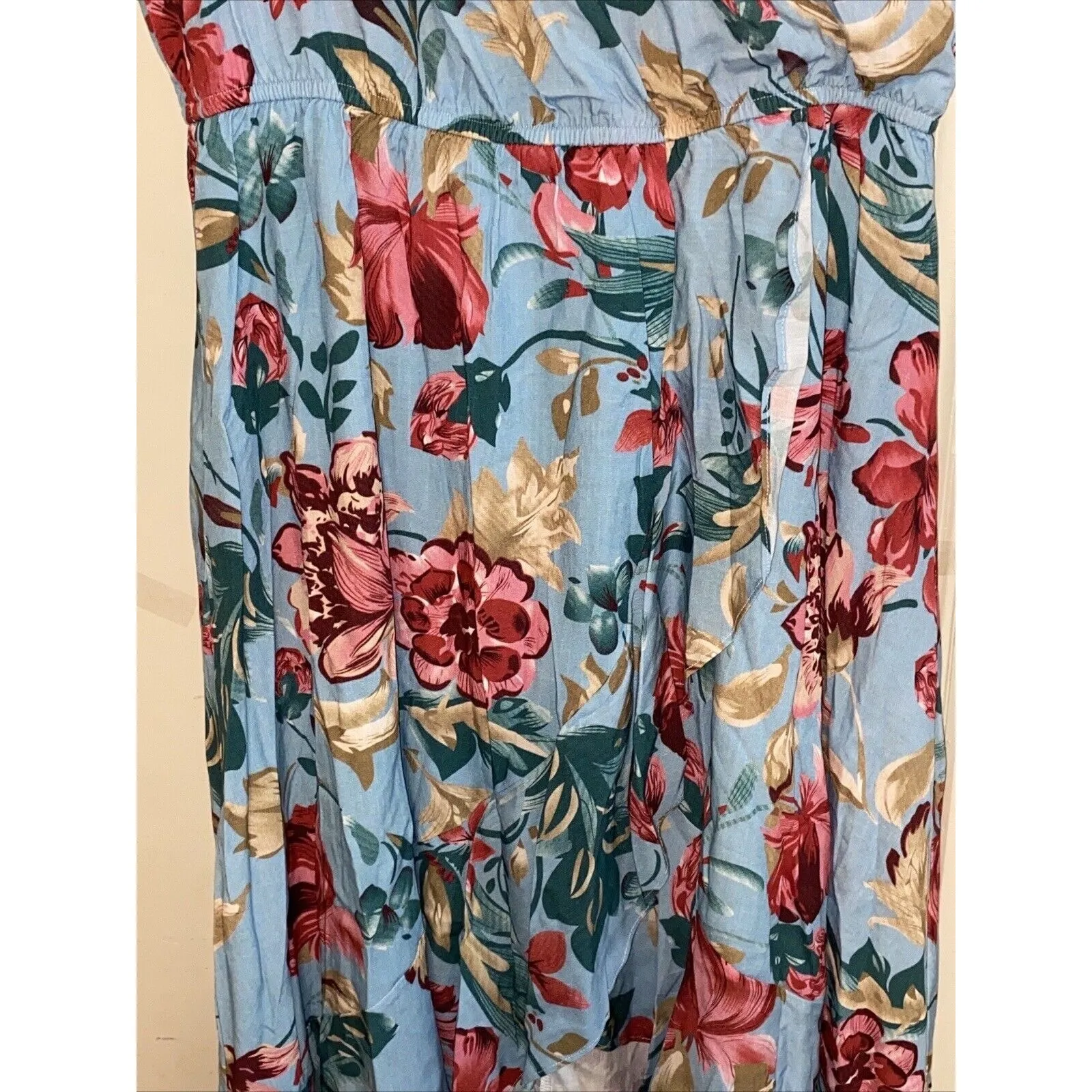 Kormei Women’s Sleeveless V - Image 5