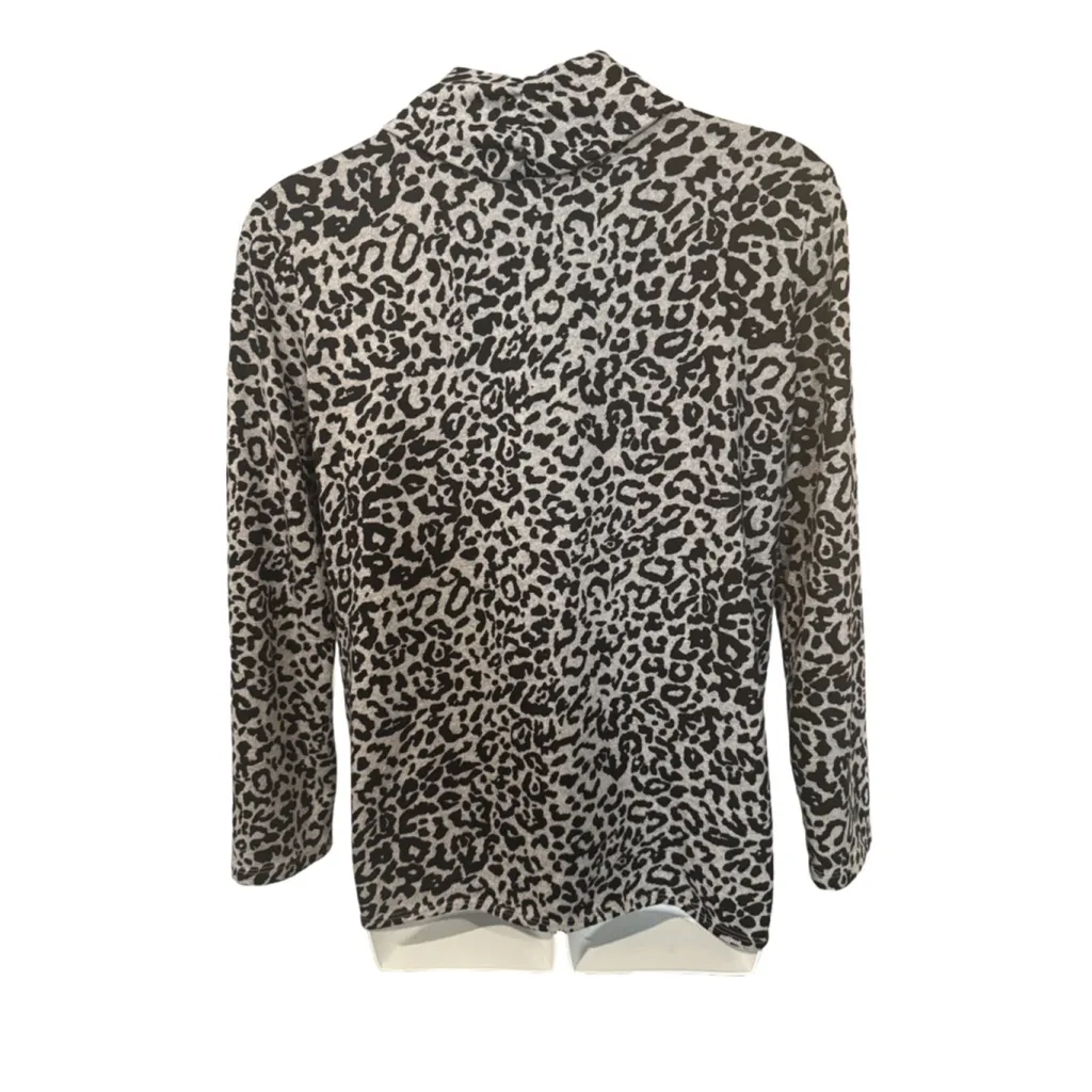 Jones New York  Gray Leopard Print Turtleneck - Image 5