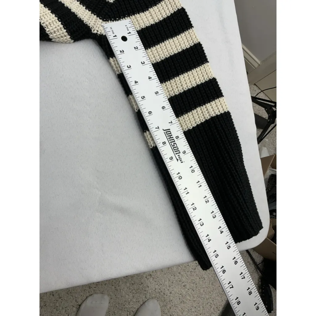 Womans Old Navy Pull Over Sweater Small Blue White Mock Neck Long Sleeve - Image 7