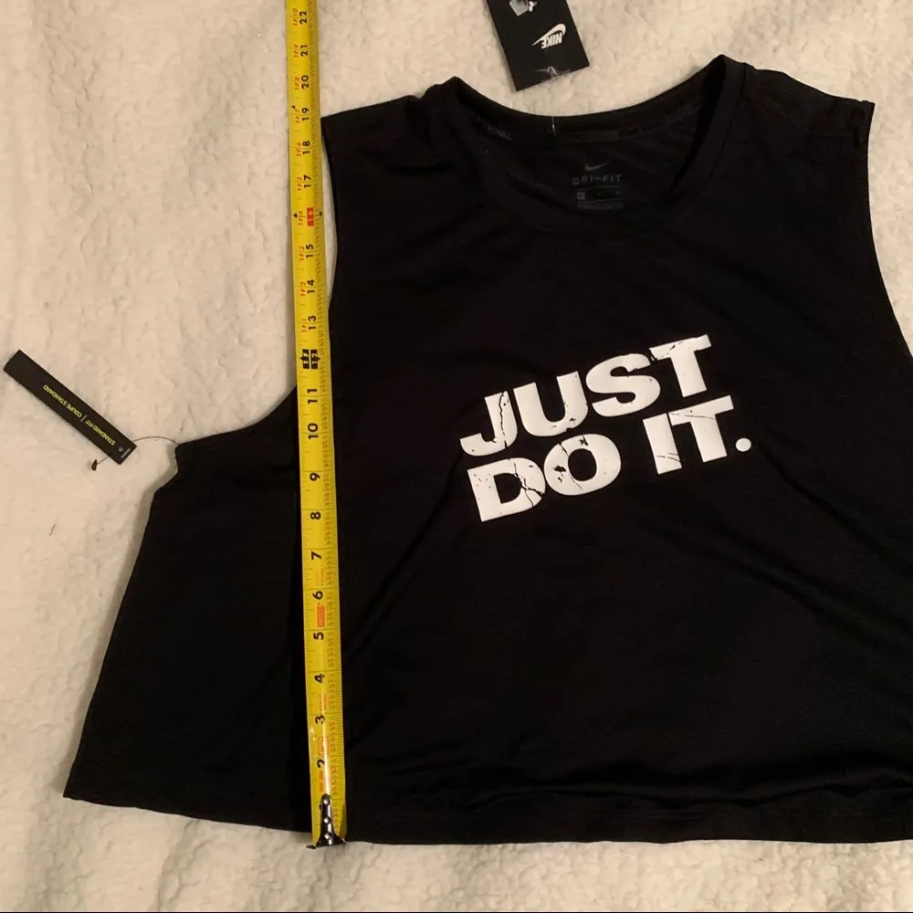Women’s Nike Muscle/Tank Top - Image 7