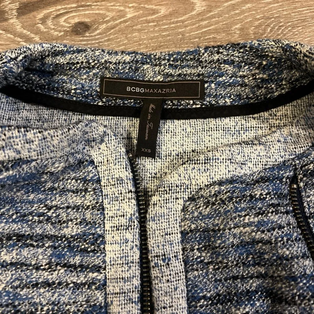 BCBGMAXAZRIA Cute BCBG jacket - Image 3