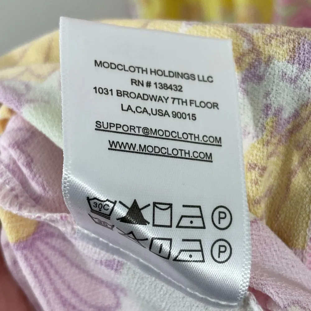 NWT‎ ModCloth Marvelous Flower Medley Surplice Smocked Short Sleeve Dress Size M - Image 8