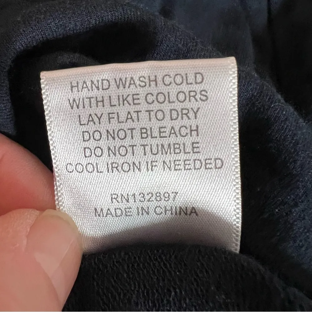 Floral Embroidered Navy Blue Knit Sweater Crew Neck Nice Sweater M - Image 7