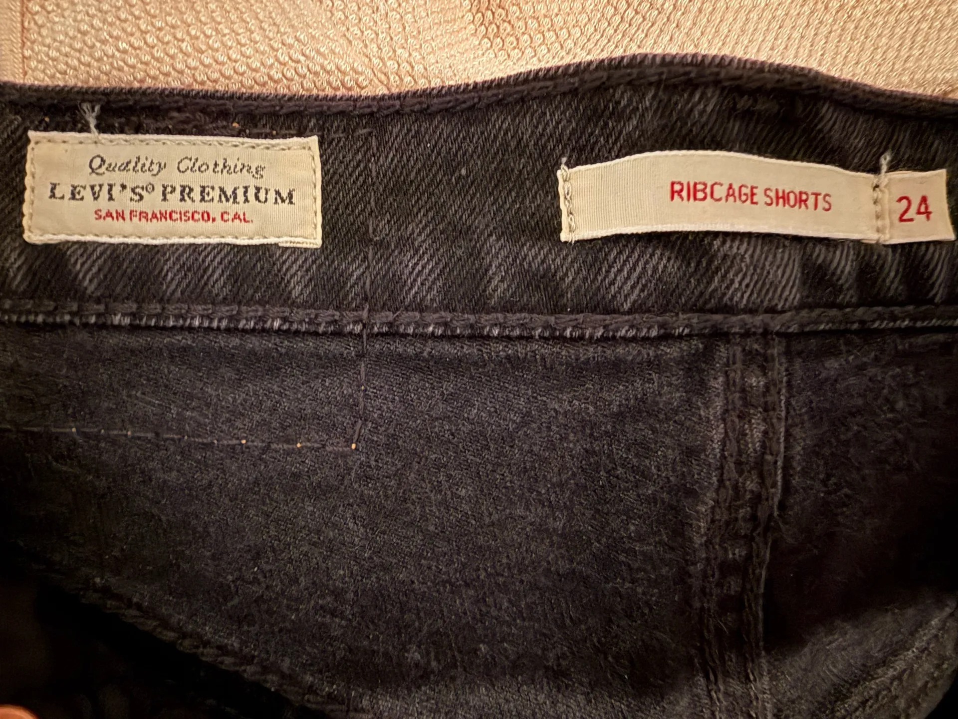 Levi’s Ribcage Shorts  - Image 3