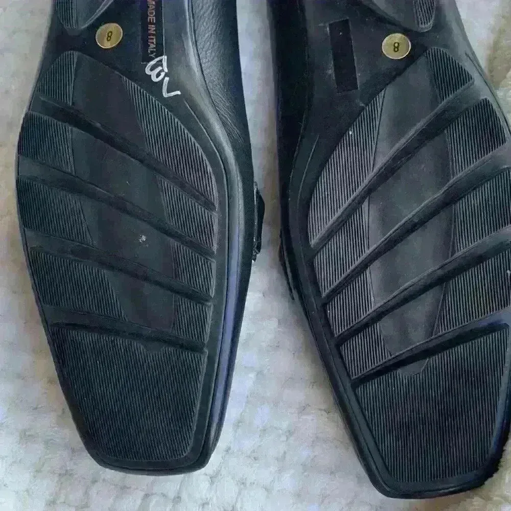 Amalfi black leather loafer sz 8 slip on classic minimalist comfortable dressy Gold - Image 14