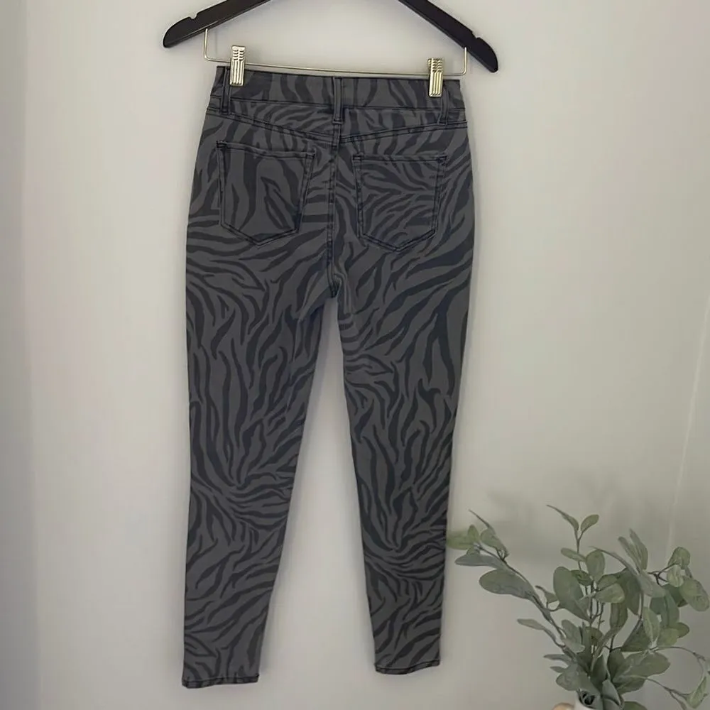 NWT Tinseltown Zebra Print Jeans. Size 3‎ Mid Rise Skinny - Image 4