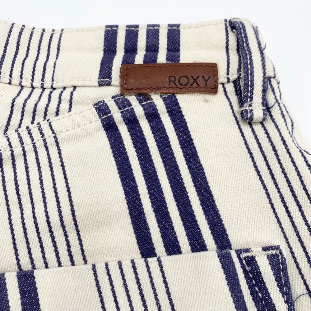 ROXY Stripy Eighty Denim Striped Shorts White/Blue Size 27 - Image 5
