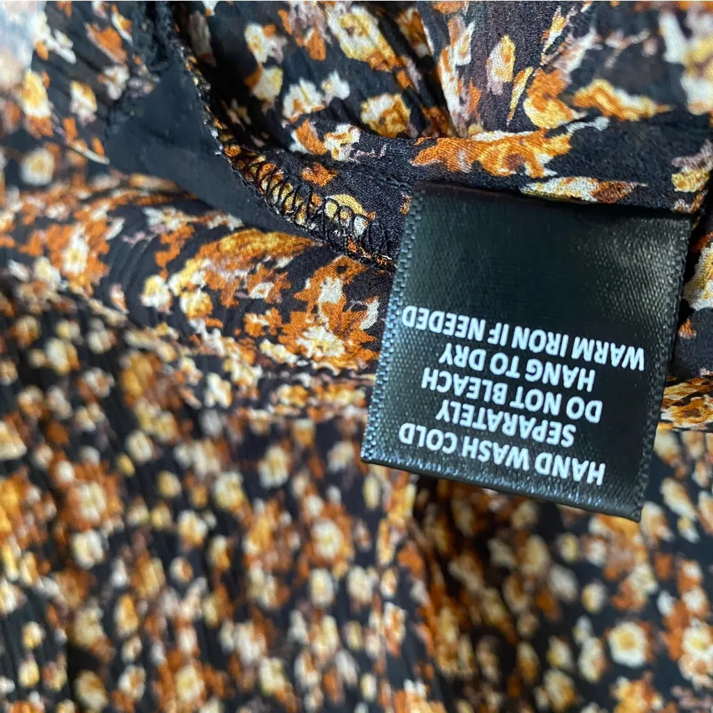 NWT Anthropologie Semi-Sheer Long Sleeve Brown Floral V-neck Babydoll Top Medium - Image 8