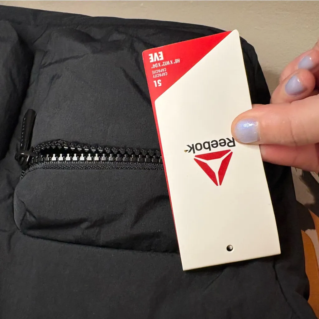 Reebok Puffy Eve 5L Crossbody Purse - Image 4